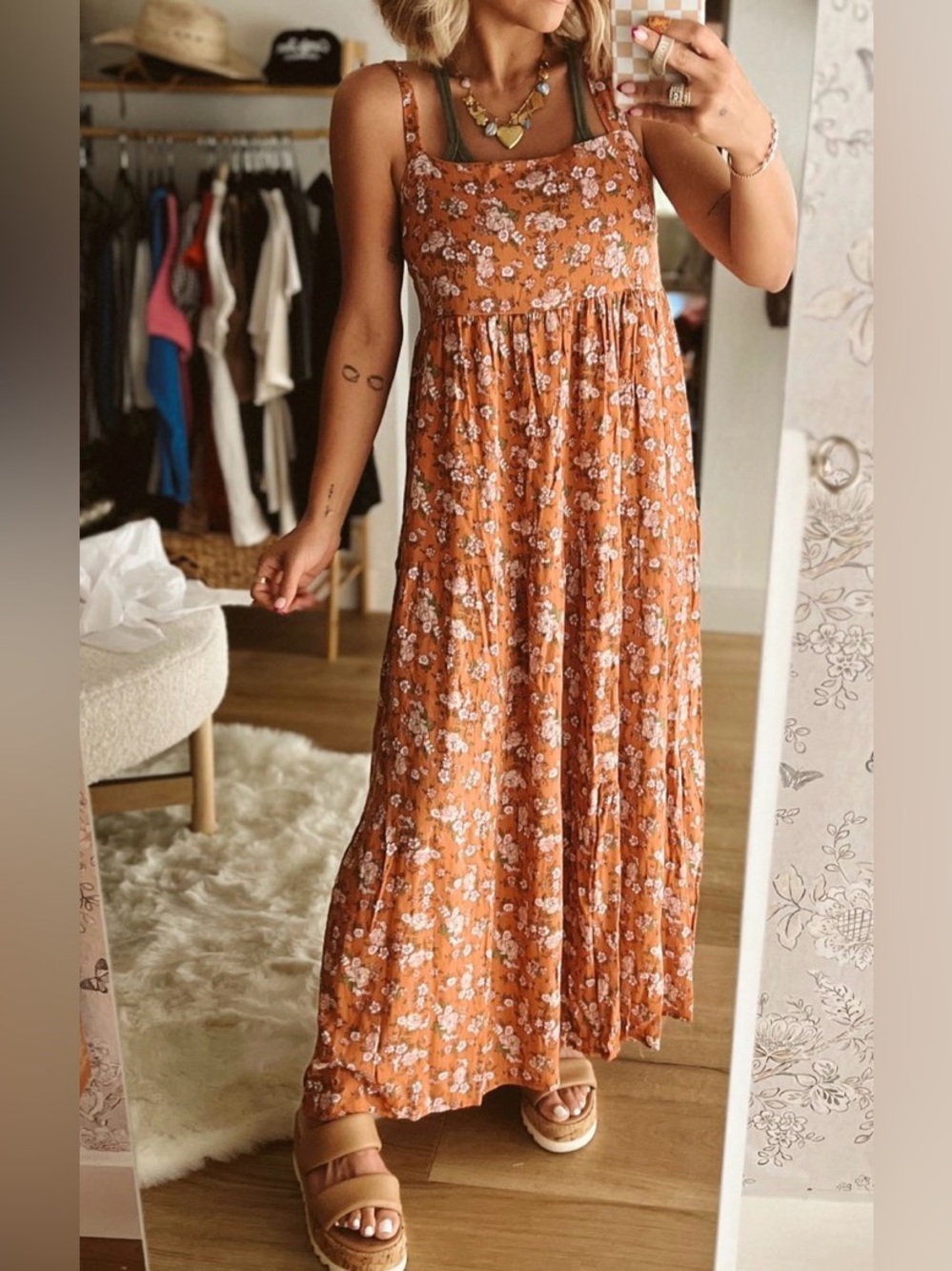 Carly Jean Los Angeles Avery Maxi Dress Medium M Rust Orange Floral Tiered Boho